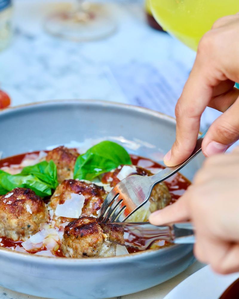 Polpette al sugo, basilic et parmesan
